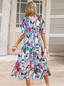 Robe à manches courtes et surplis imprimé froncé
