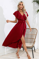 Robe midi nouée à volants et col en V