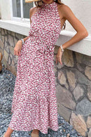 Robe étagée florale à taille nouée