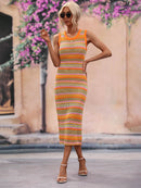 Robe mi-longue rayée à col rond et sans manches
