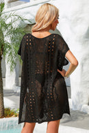 Robe cache-maillot ajourée à manches dolman et décolleté plongeant