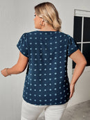 Camiseta de manga acampanada con cuello en V y lunares suizos de talla grande