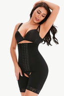 Body galbant pleine taille en dentelle à crochets et œillets
