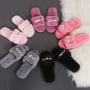 Pantuflas peludas informales para mujer con detalle de pedrería