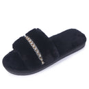 Pantuflas peludas informales para mujer con detalle de pedrería
