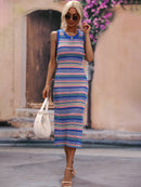 Robe mi-longue rayée à col rond et sans manches