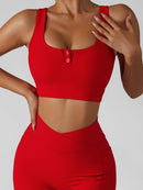 Camiseta sin mangas activa recortada con cuello cuadrado acanalado Basic Bae