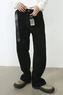 8e5ef25c-6d44-454d-a991-11a7d43c7ba9-Max