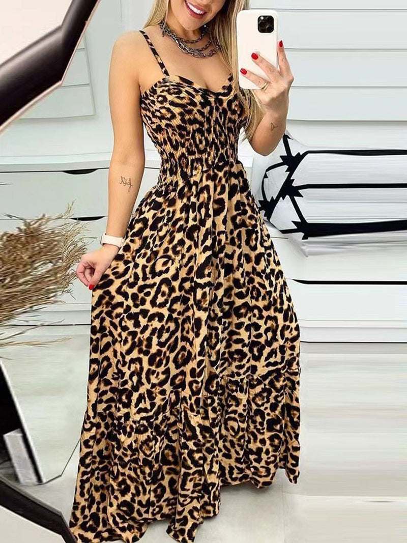 Vestido camisola con escote en forma de corazón de leopardo
