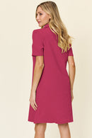 Robe à manches courtes et col à texture pleine taille Double Take