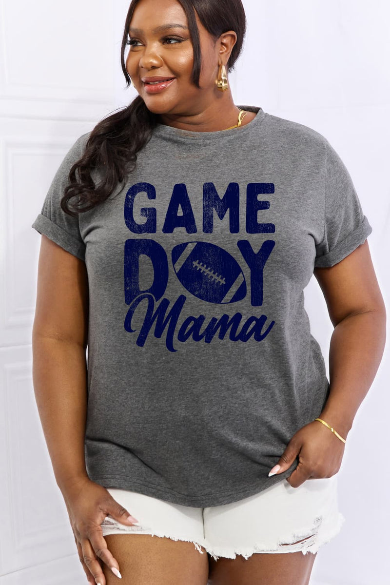 Camiseta de algodón con gráfico GAMEDAY MAMA de tamaño completo de Simply Love