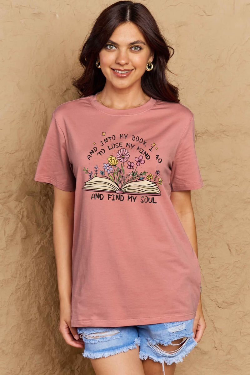 T-shirt en coton avec motif livre et fleur en taille réelle Simply Love