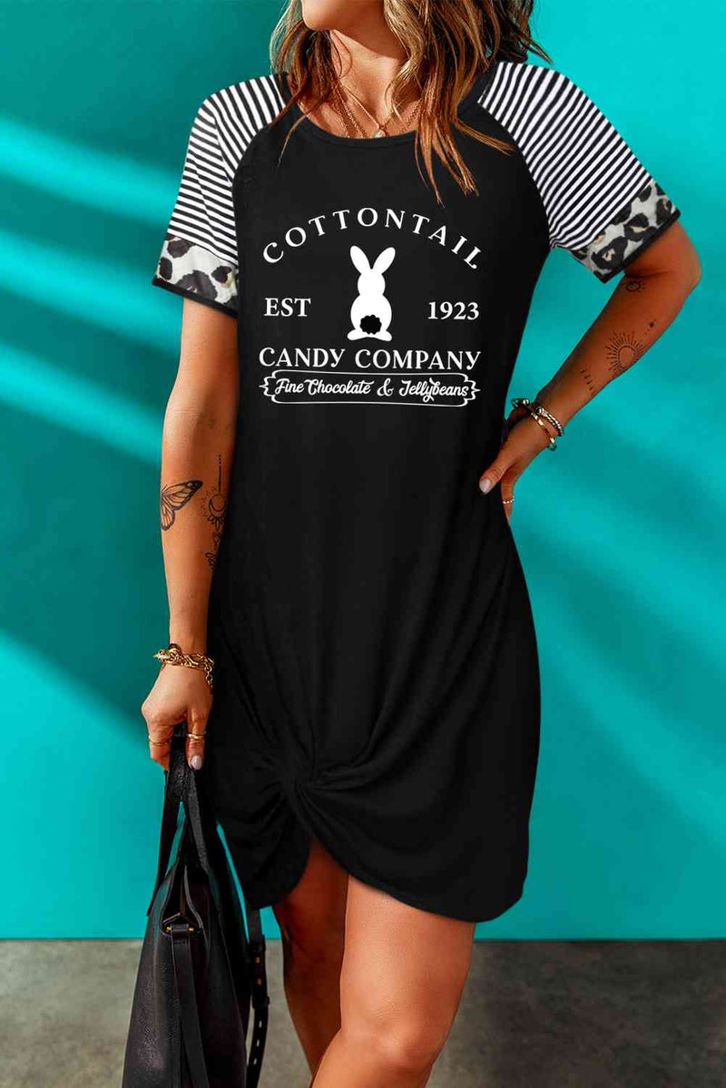 Vestido estilo camiseta retorcido con estampado mixto y gráfico de letras de Pascua