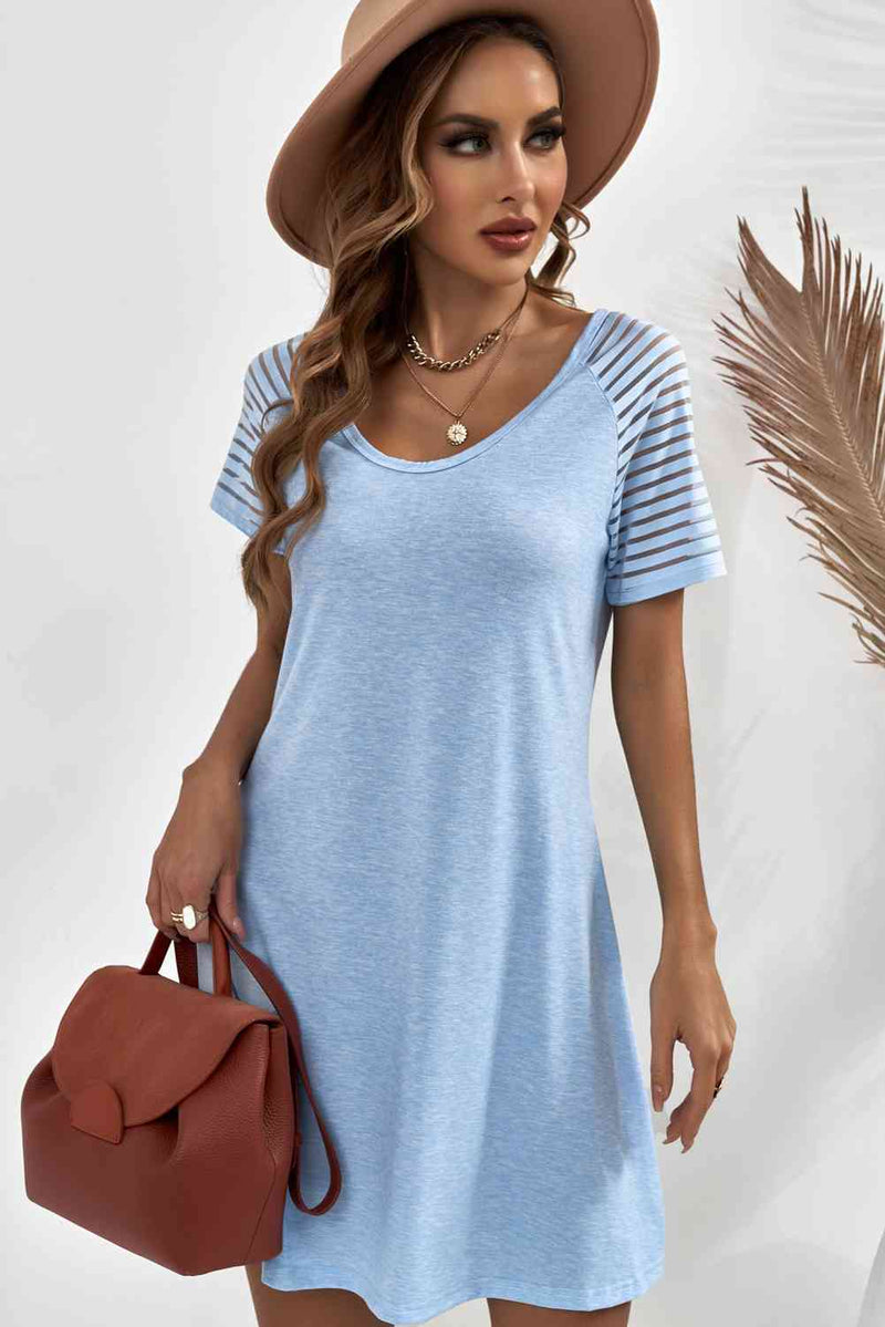 Robe t-shirt à rayures transparentes et manches raglan