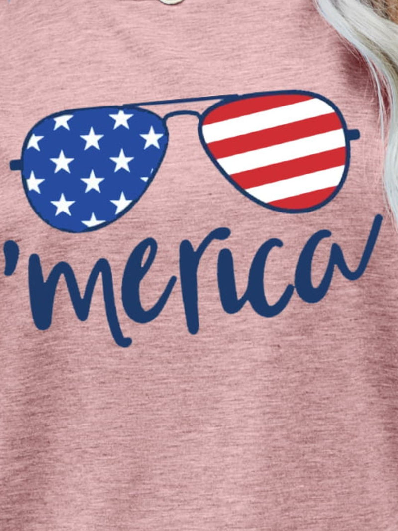 Camiseta con gráfico de gafas y bandera de EE. UU.