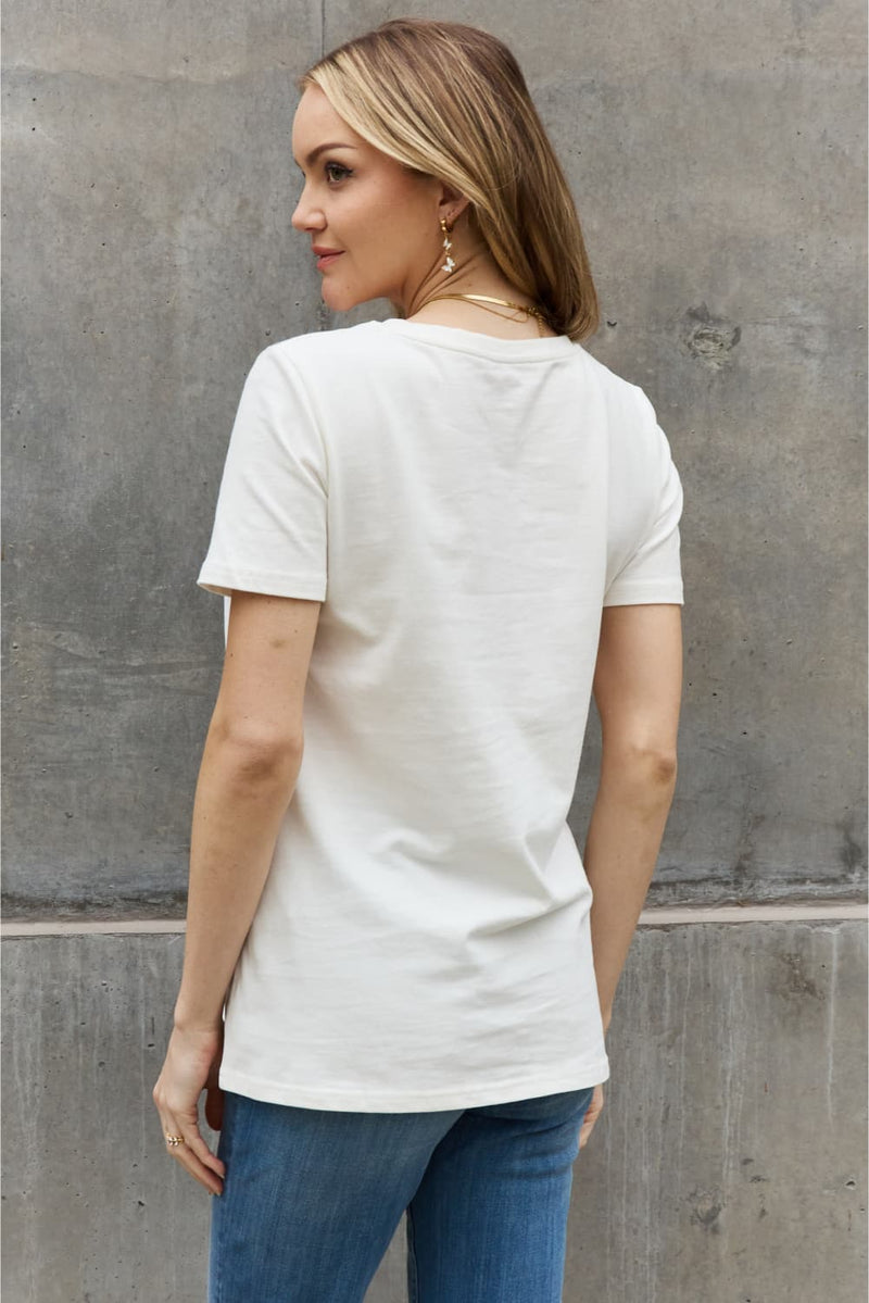 Camiseta de algodón con estampado NEVER GIVE UP de tamaño completo de Simply Love