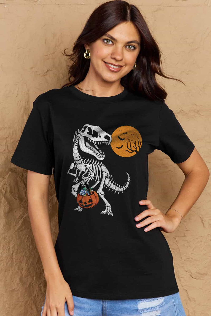 Camiseta de algodón con estampado de esqueleto de dinosaurio de tamaño completo de Simply Love