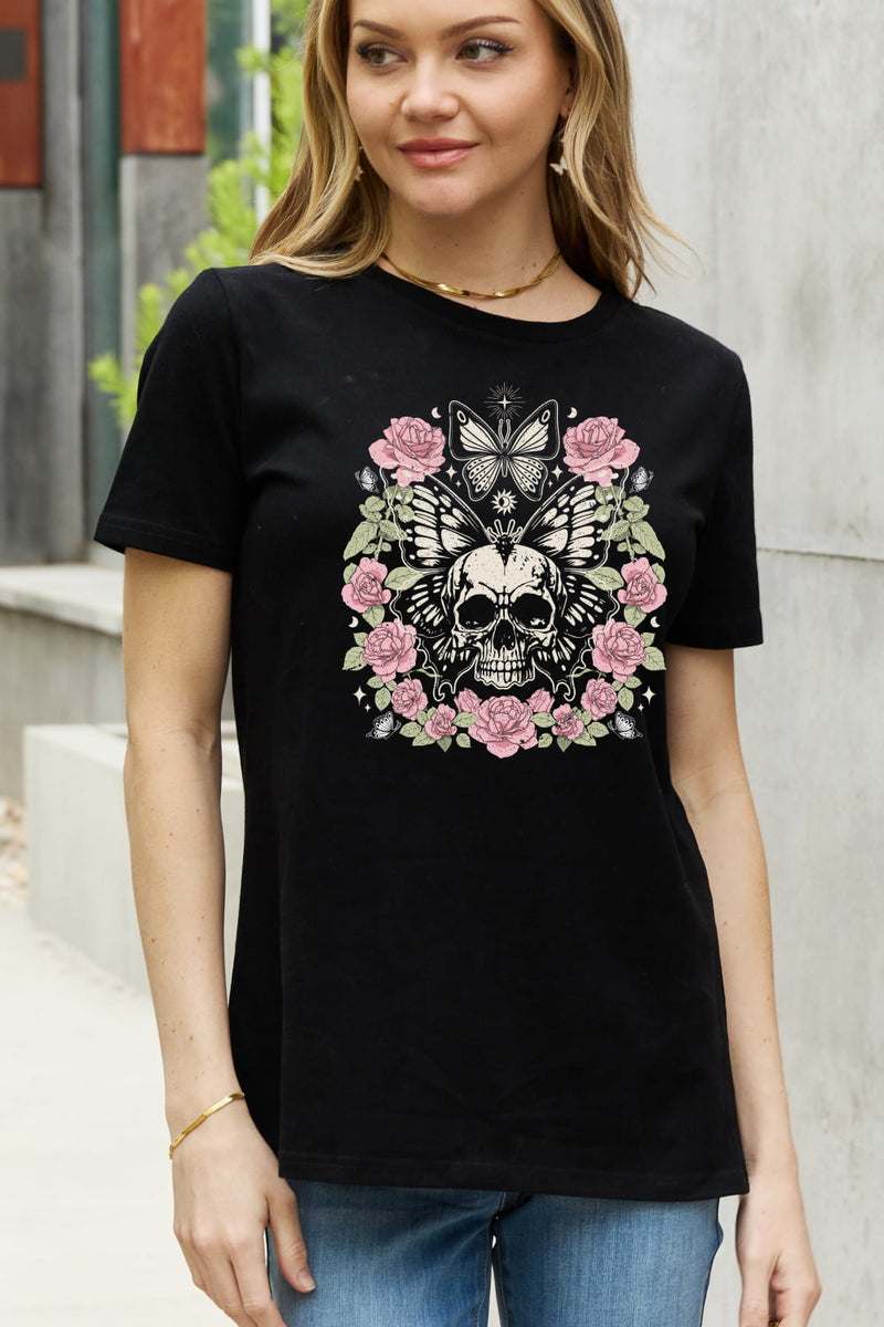 Camiseta de algodón con estampado de mariposa y calavera de tamaño completo de Simply Love