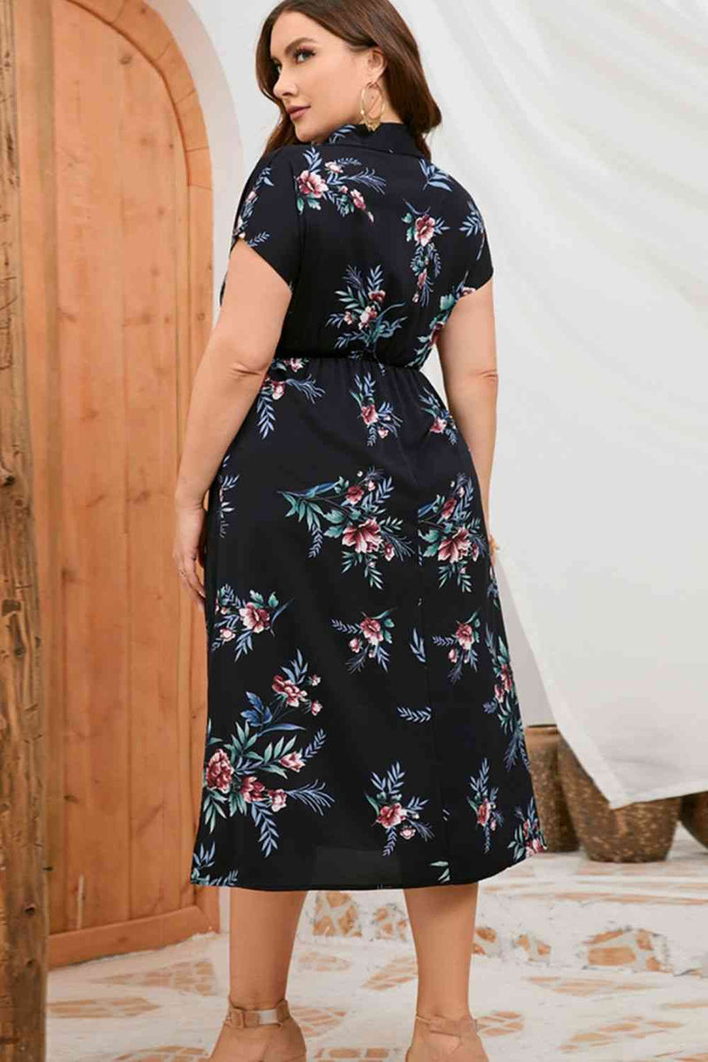 Robe Florale à Manches Courtes et Col Johnny de Grande Taille