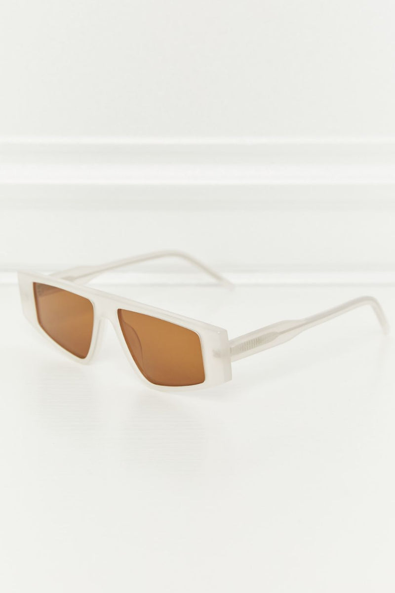 Gafas de sol con lentes de polarización TAC geométricas