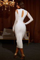 Robe moulante à épaules dénudées et manches en maille fendue dans le dos