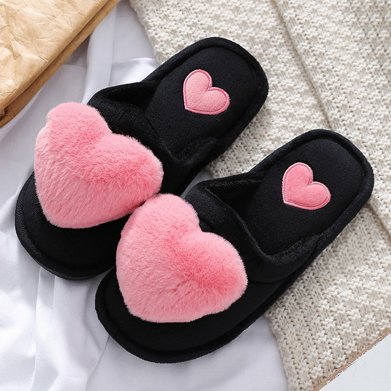 Women's Furry Heart Shaped Non-Slip Slippers