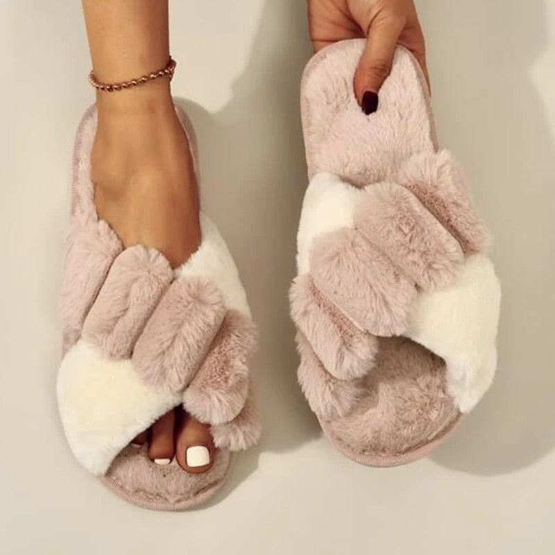 Women's Two Tone Furry Slippers