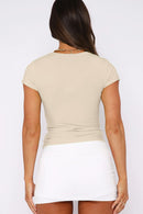 Camiseta de manga corta con cuello redondo