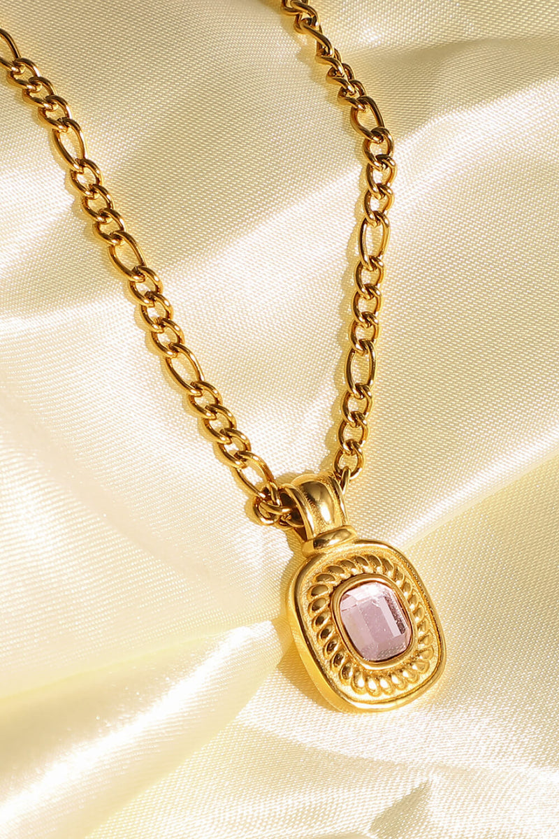 Collar con colgante de diamantes de imitación con incrustaciones chapado en oro de 18 quilates
