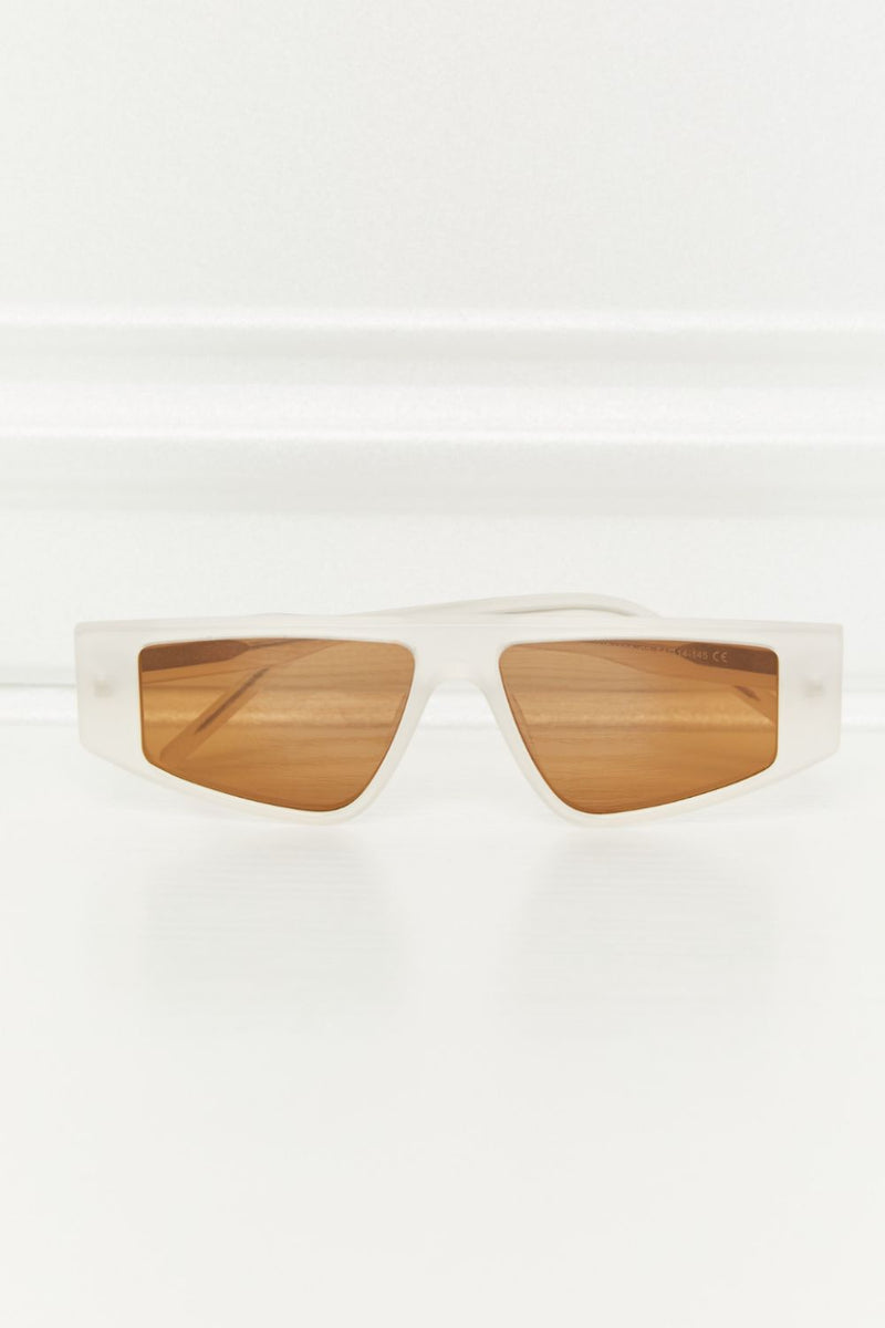 Gafas de sol con lentes de polarización TAC geométricas