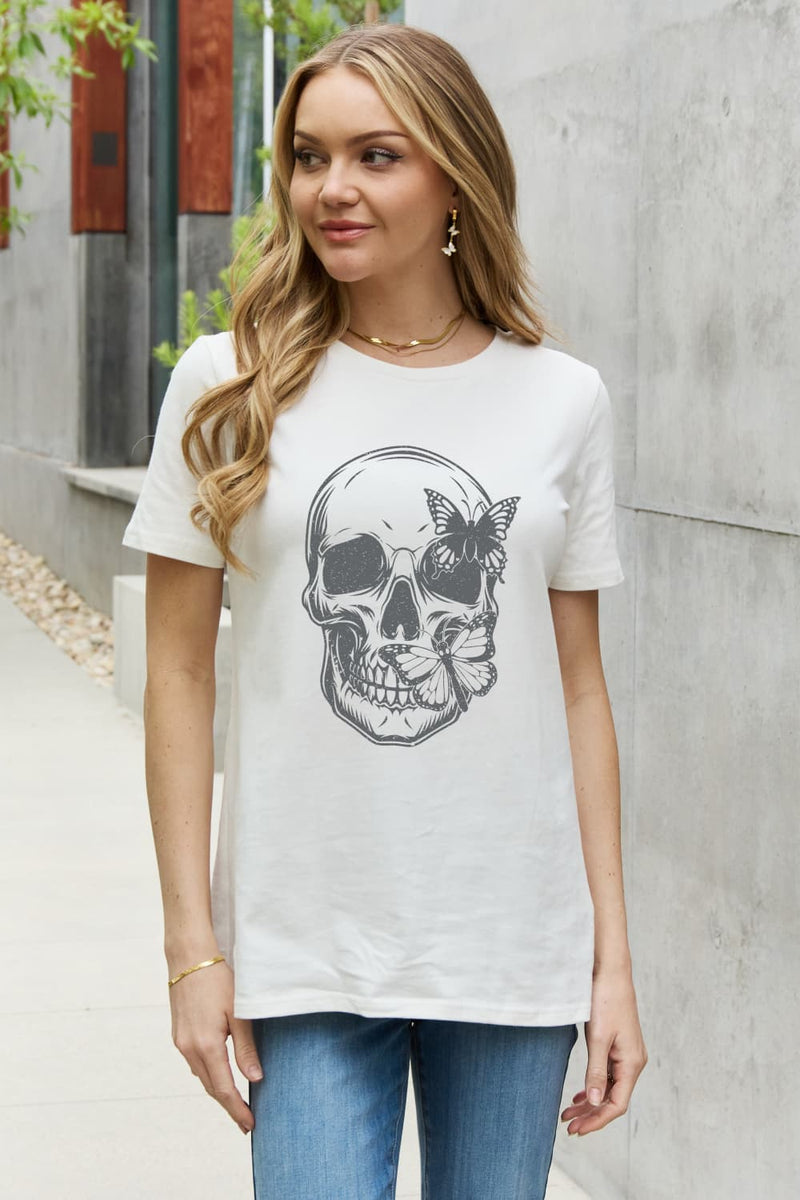 Camiseta de algodón con gráfico de mariposa y calavera de Simply Love