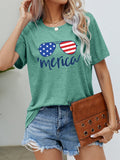 Camiseta con gráfico de gafas y bandera de EE. UU.