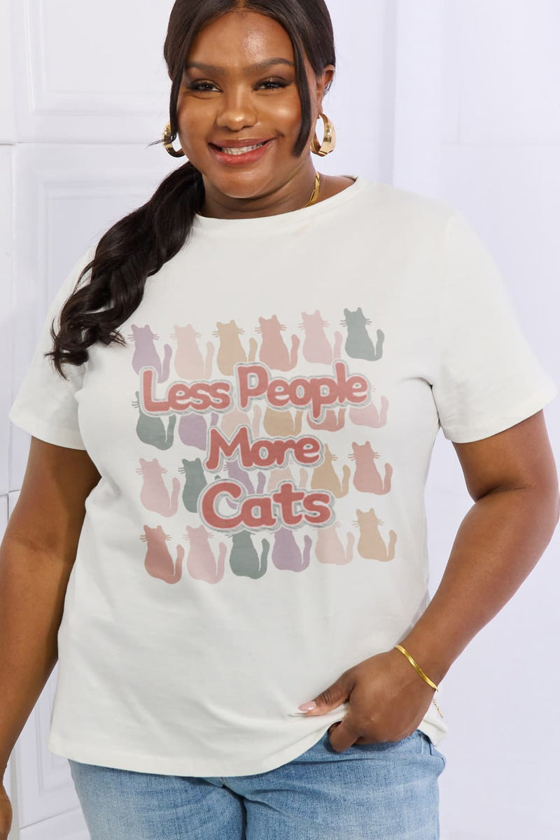 Camiseta de algodón con gráfico de tamaño completo MENOS PERSONAS MÁS GATOS de Simply Love